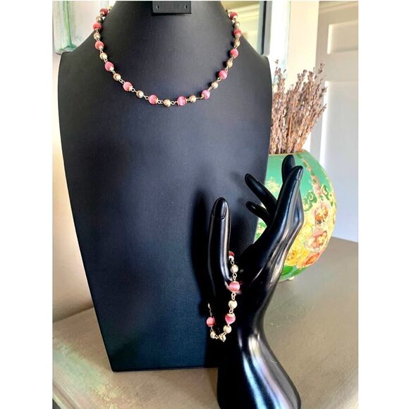 Vintage Pink manmade Cat Eye Beaded Necklace/Bracelet set, in Silve4, Unmarked - Picture 1 of 3